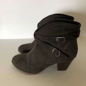 Forever 21 ankle boot with buckles